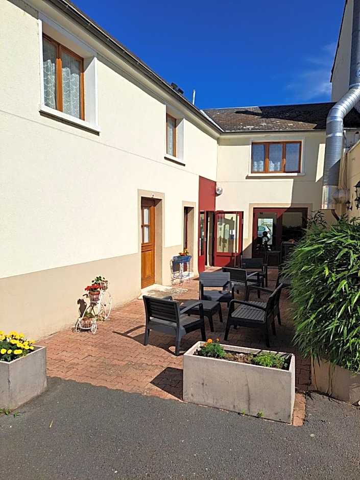Logis hôtel Au Relais Nivernais