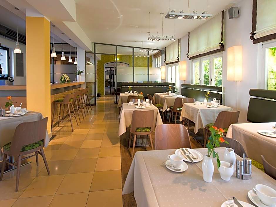 ACHAT Hotel Regensburg Herzog am Dom