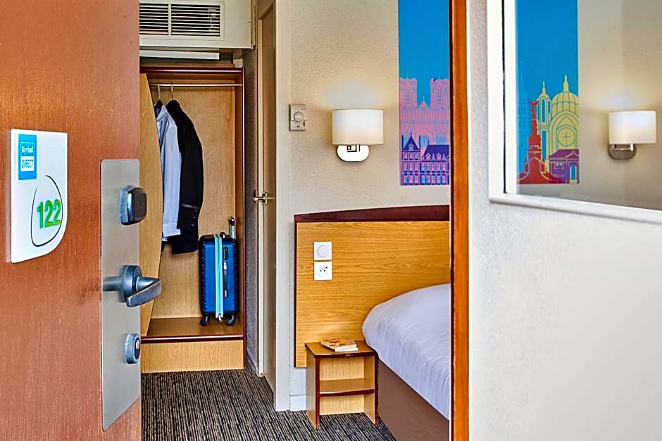 Kyriad Direct Lyon Sud - Chasse-Sur-Rhône