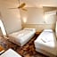 Bateau Bay Hotel