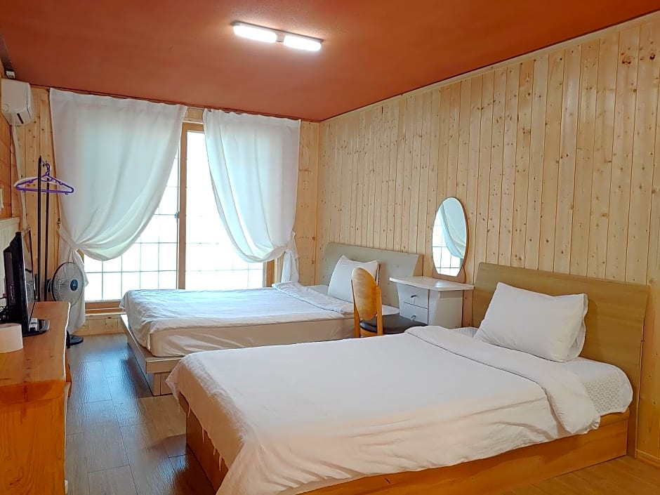 Jeju Hani Baram Pension