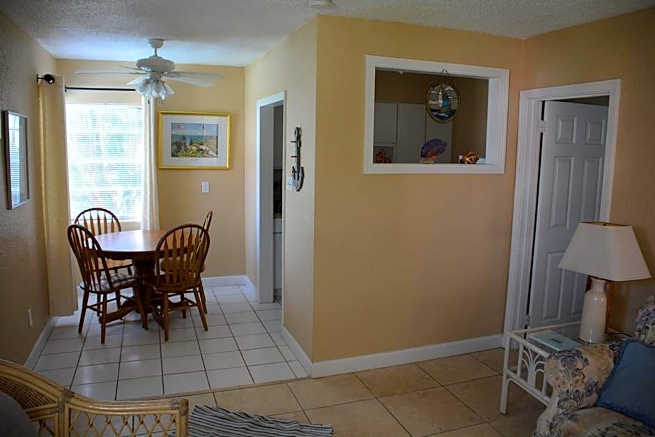 Oceanfront Sea Scape Motel