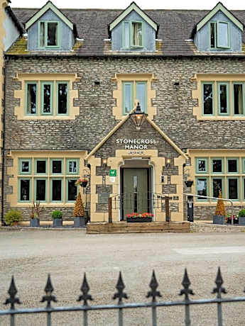 Stonecross Manor Hotel