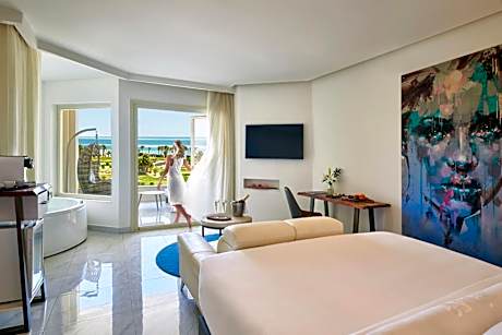 Jacuzzi Suite Egyptians and residents only