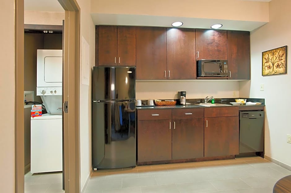 Holiday Inn Express Hotel and Suites Dayton South I 675 By IHG