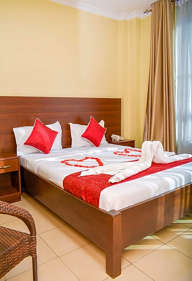 Delfirm Hotel