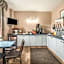 Knights Inn - Orillia ON