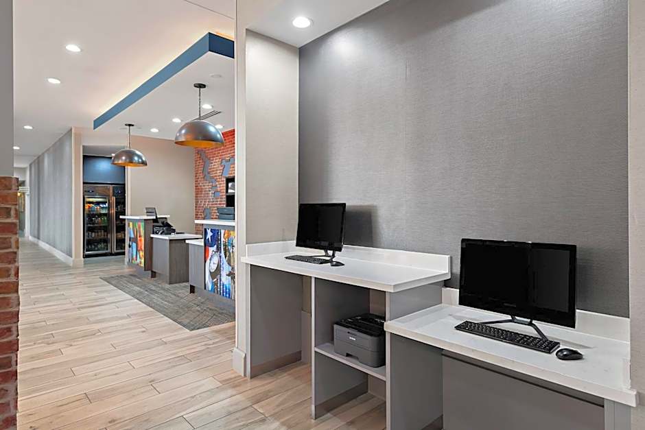 Four Points by Sheraton Plano