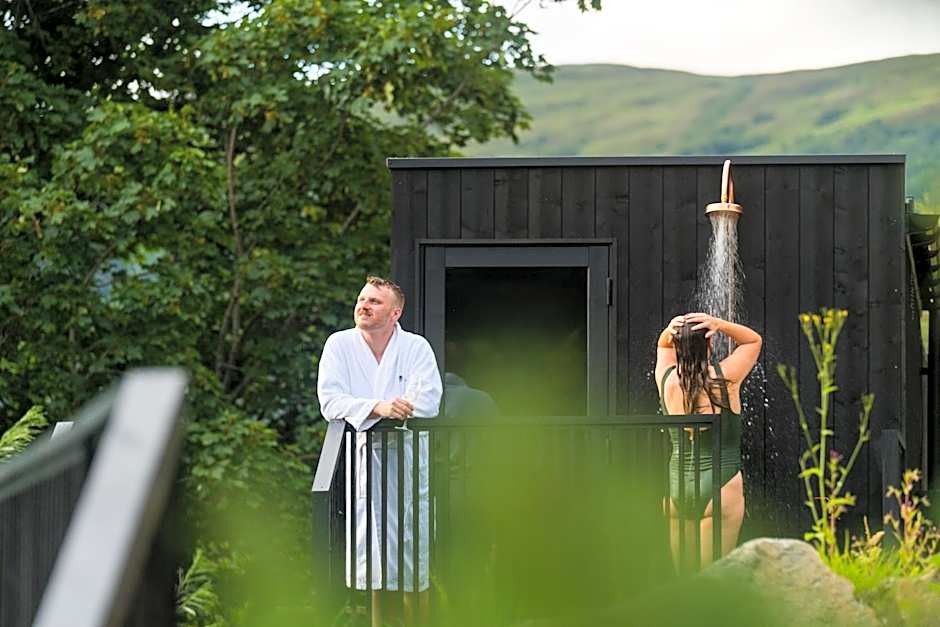 RiverBeds - Luxury Wee Lodges with Hot Tubs