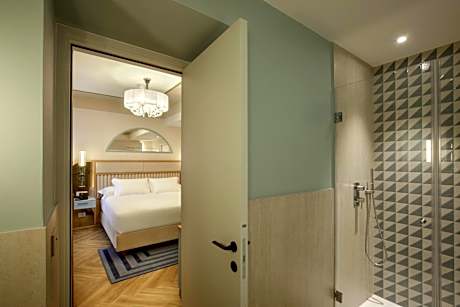 Family Connecting Suite