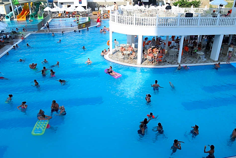 J'adore Deluxe Hotel & Spa Ultra All Inclusive