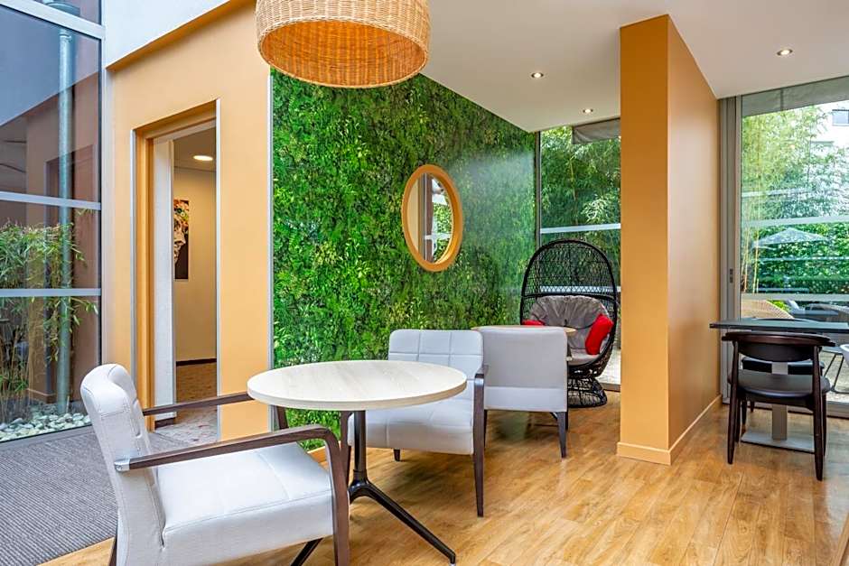 ibis Paris Meudon Velizy