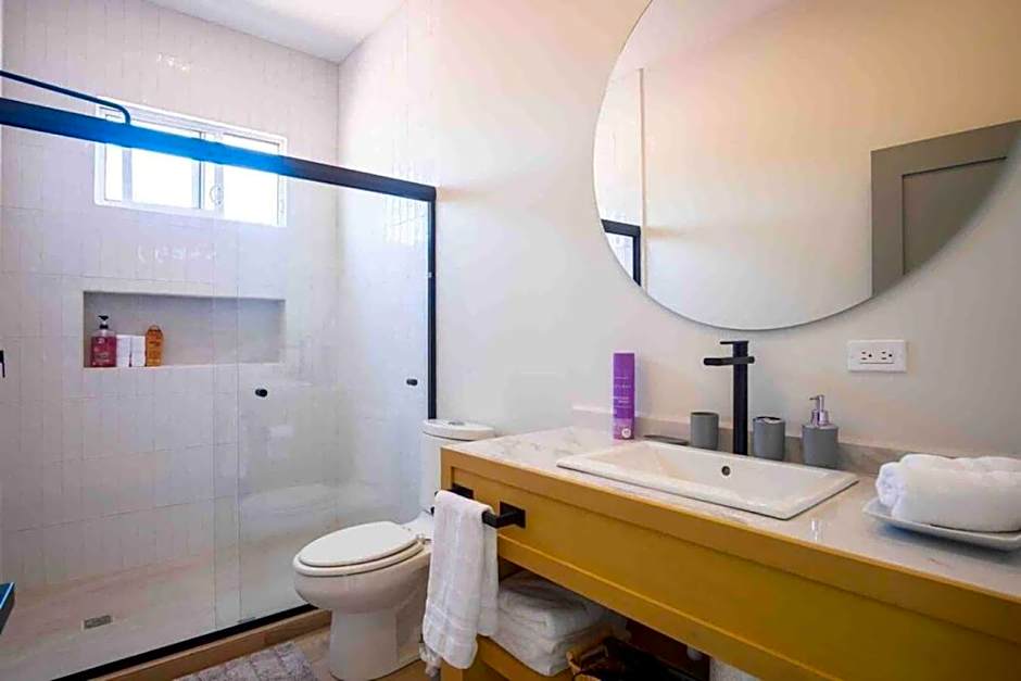 New Casa San Felipe with Gated Parking at Casas Sanblu