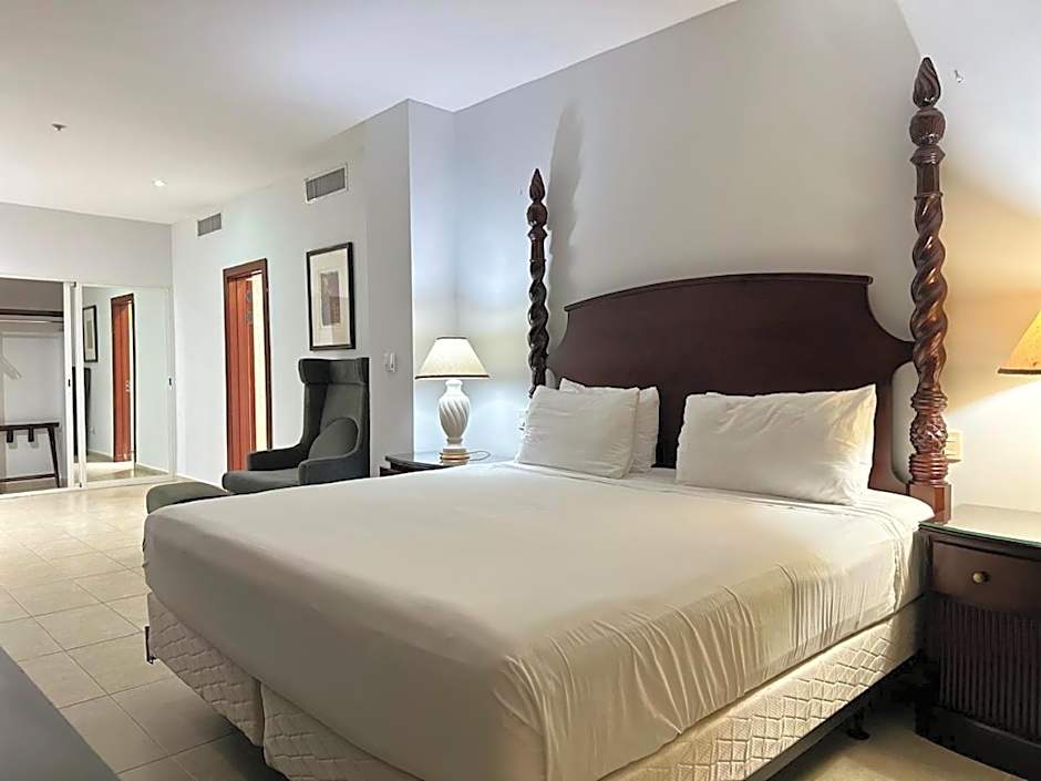 Ramada by Wyndham Princess Santo Domingo