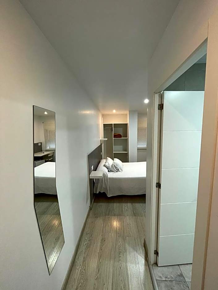 Photo 1 of 12 of 1 Double Bed or 2 Beds