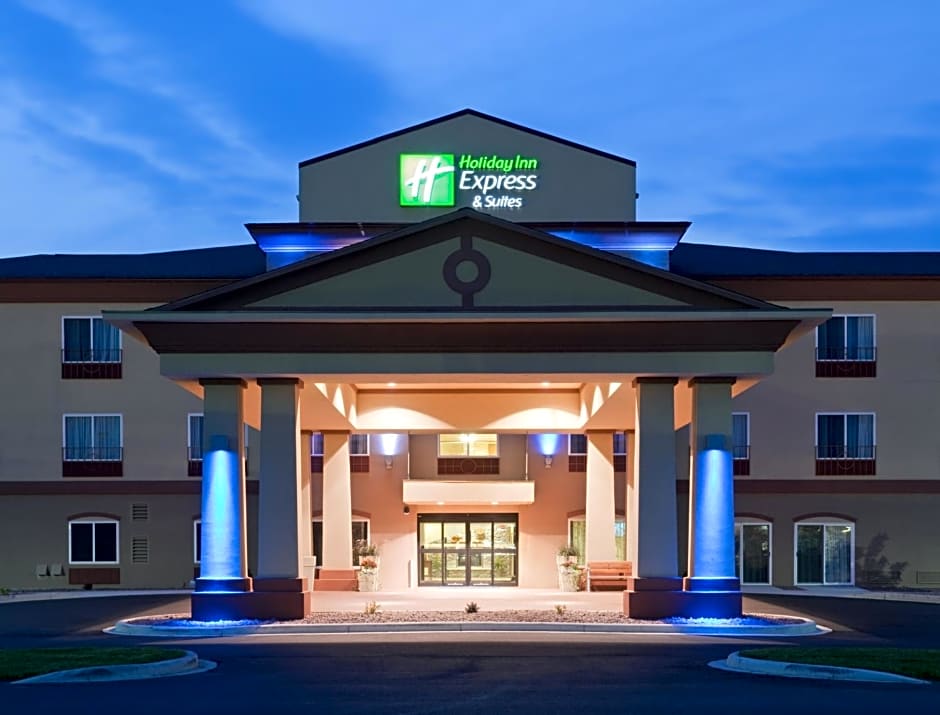 Holiday Inn Express Hotel & Suites Antigo