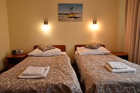 Economy Twin Room