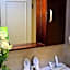 Comfort Hotel Suites