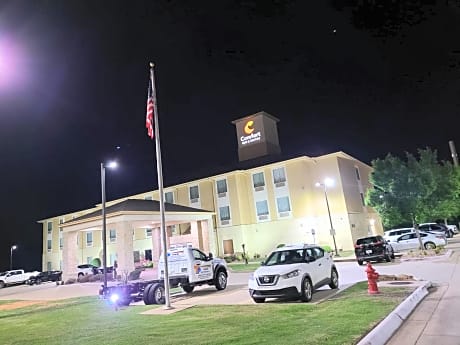 Comfort Inn and Suites Van Buren - Fort Smith