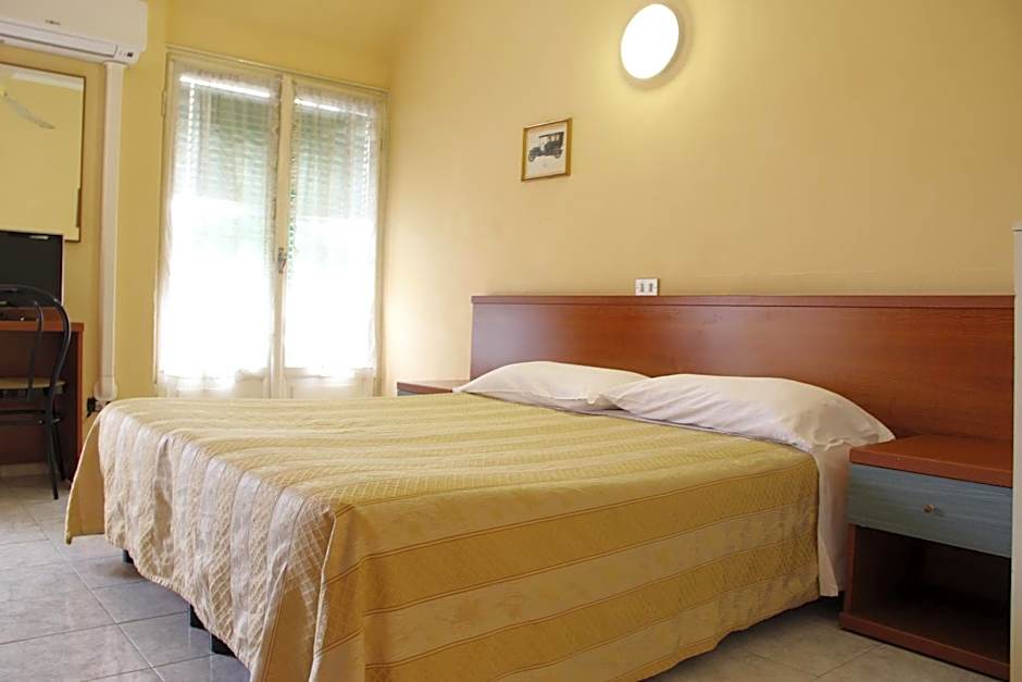 Hotel Rallye – Milan, DC