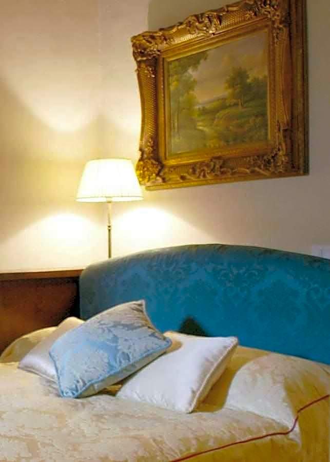 Tornabuoni La Petite Suite