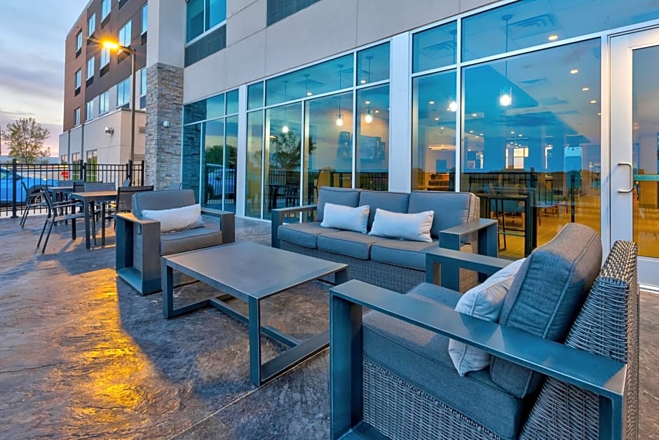 Holiday Inn Express & Suites - Cedar Springs - Grand Rapids N, an IHG Hotel