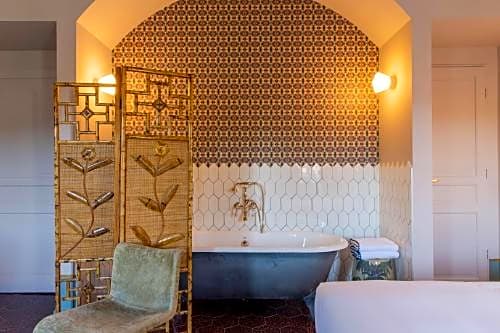 Le petit hotel