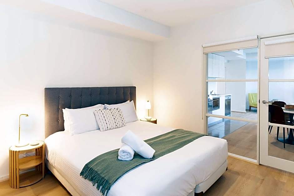 Waterfront Melbourne Apartments