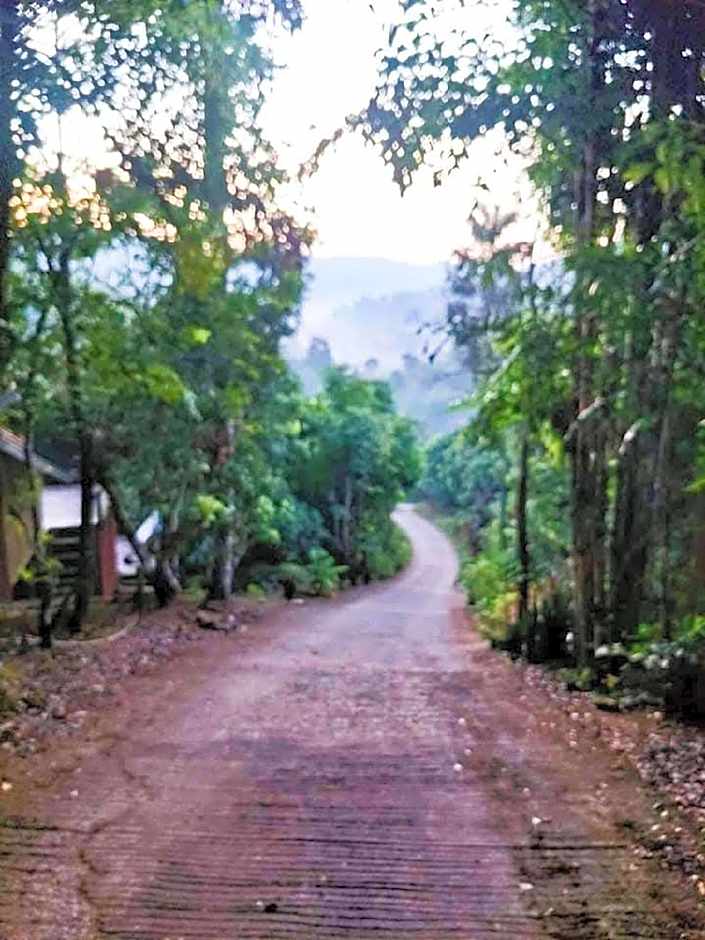 Akha Hill House Hotel