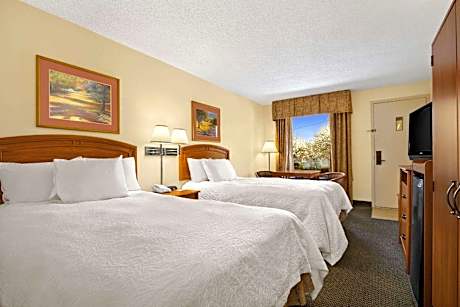 2 Double Beds Smoking