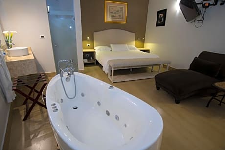 Master Suite Executive