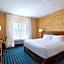 Fairfield Inn & Suites by Marriott Lincoln Airport