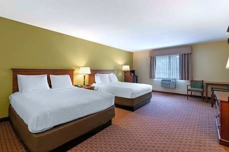 Queen Room with Two Queen Beds - Non-Smoking