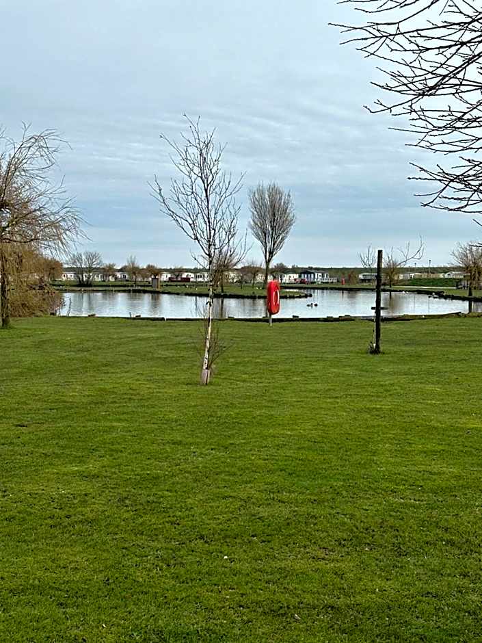 8 berth Waterside Ingoldmells V8 Santanavan 3