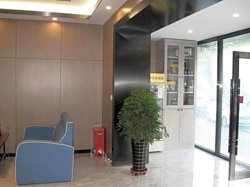 7 Days Premium Changchun Renmin NorthEast Normal University Pingquan Road