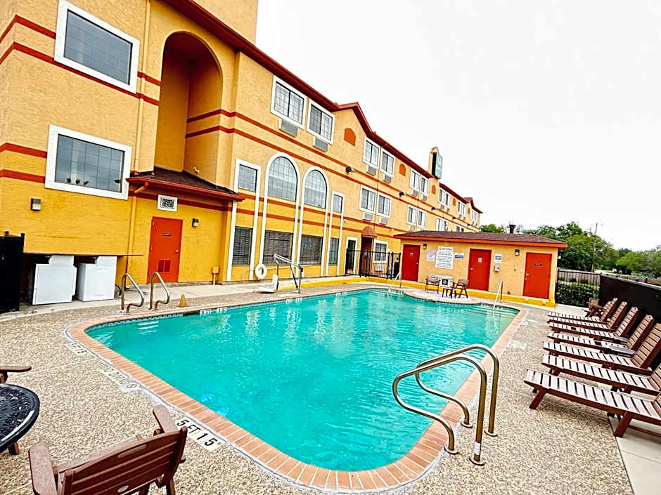 Quality Suites San Antonio Brooks City Base