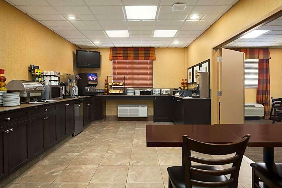 Ramada by Wyndham Surrey/Langley