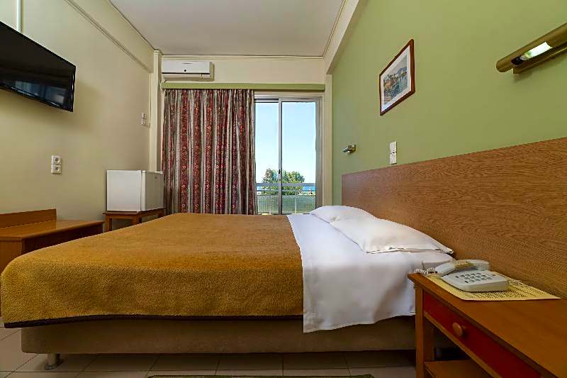 Delfini Hotel Patras