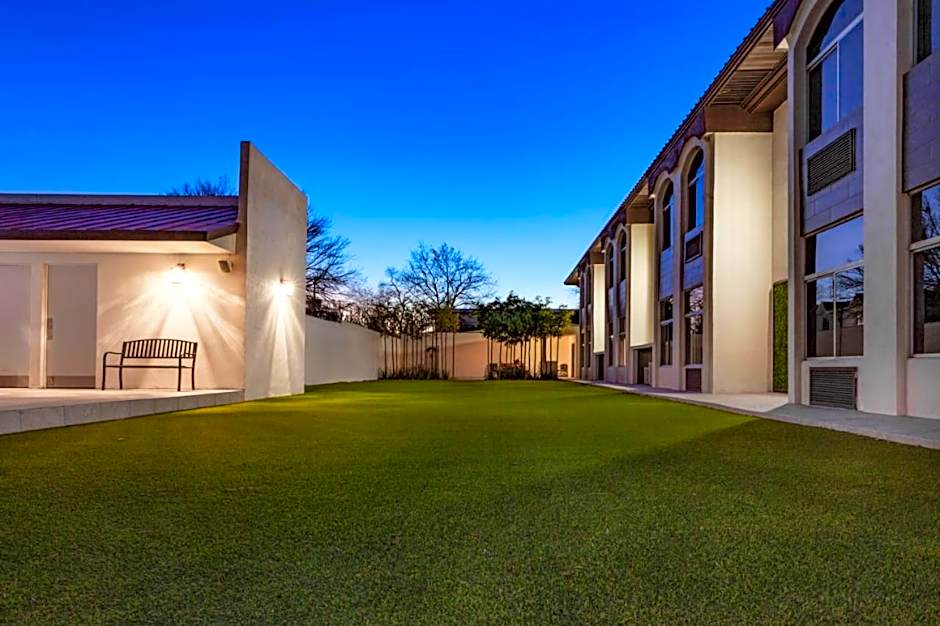 Days Inn by Wyndham Piedras Negras