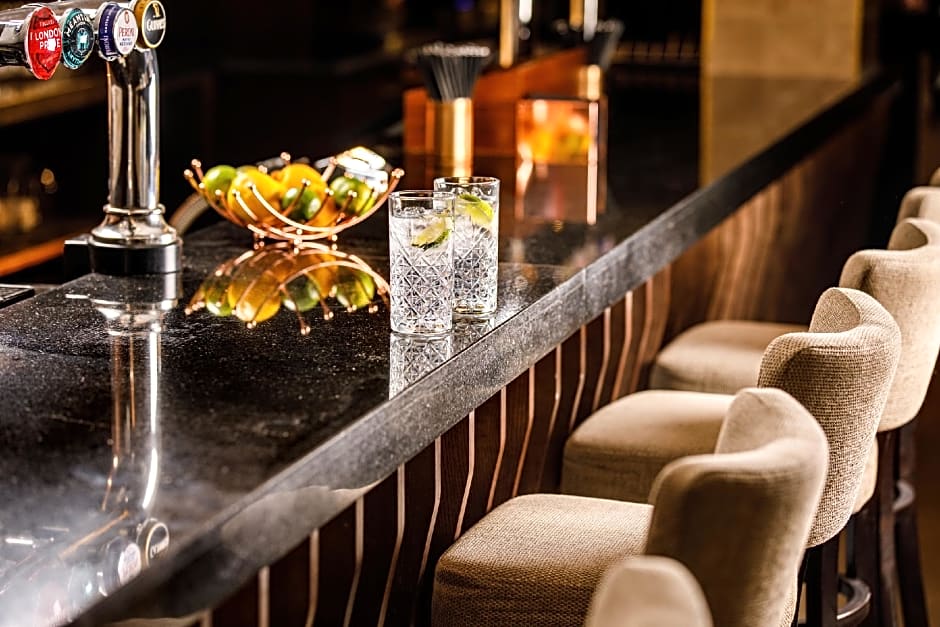 M40 J15 Warwick Hotel