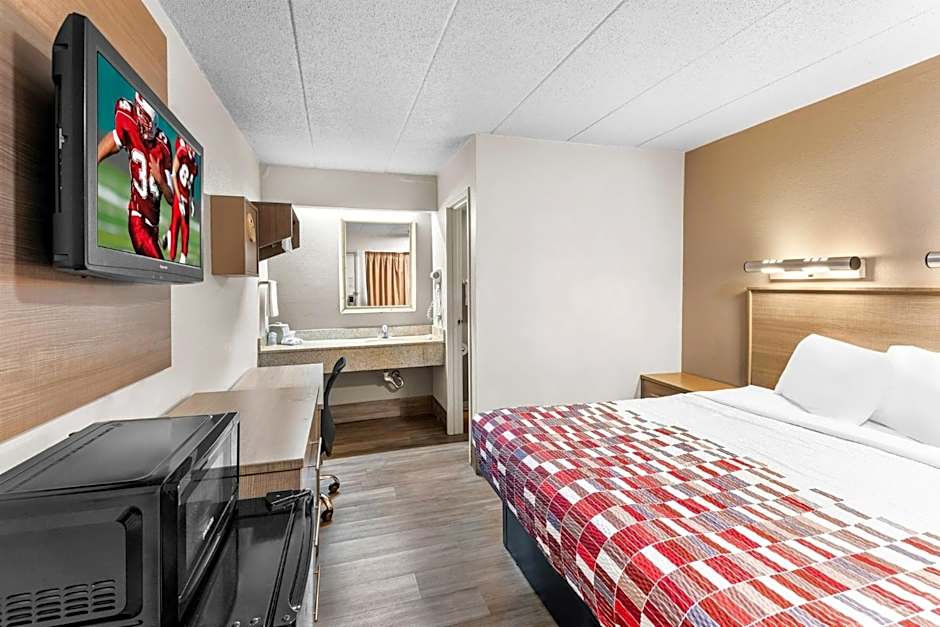 Red Roof Inn Indianapolis North - College Park
