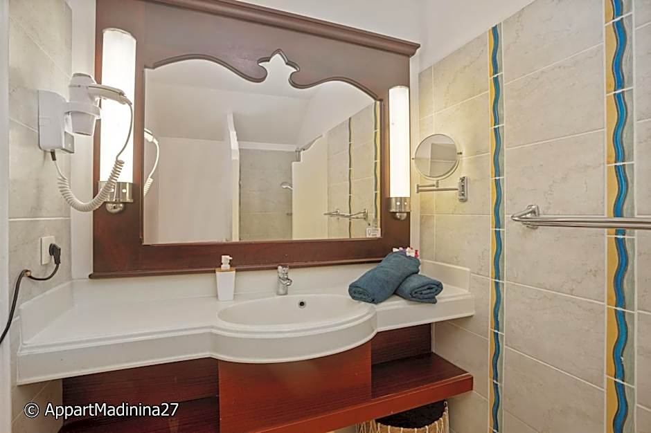AppartMadinina 27 Sainte Luce 4-6 personnes vue mer