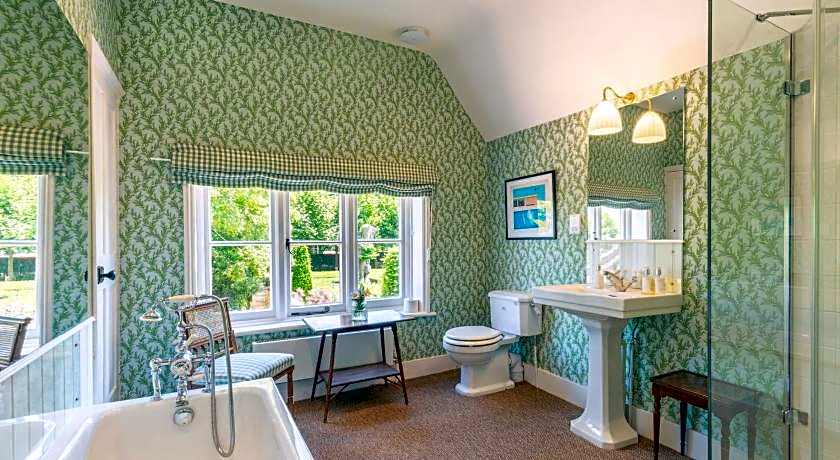 The Five Arrows Hotel