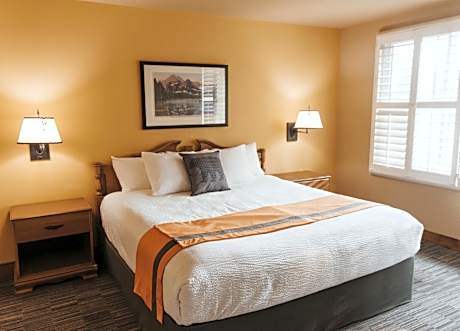 Golf/Nordic View, 1 King bed