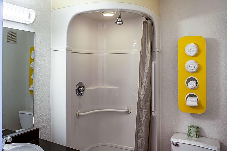 Motel 6-Ukiah, CA