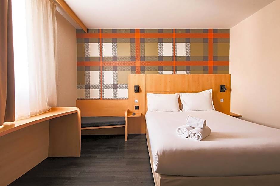 easyHotel Nice Palais des Congrès  Old Town