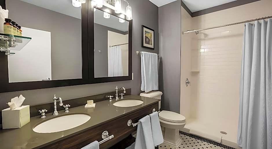enVision Hotel Boston-Everett