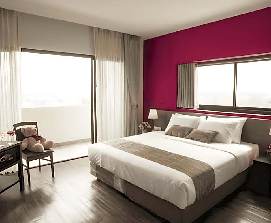Coco View Hotel