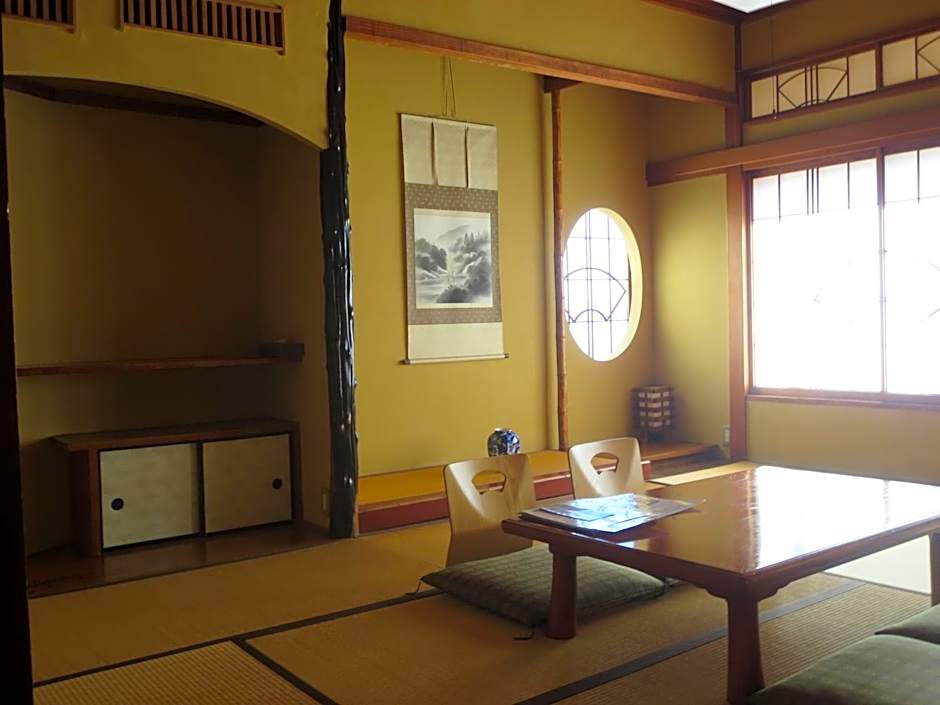 K's House Ito Onsen - Historical Ryokan Hostel