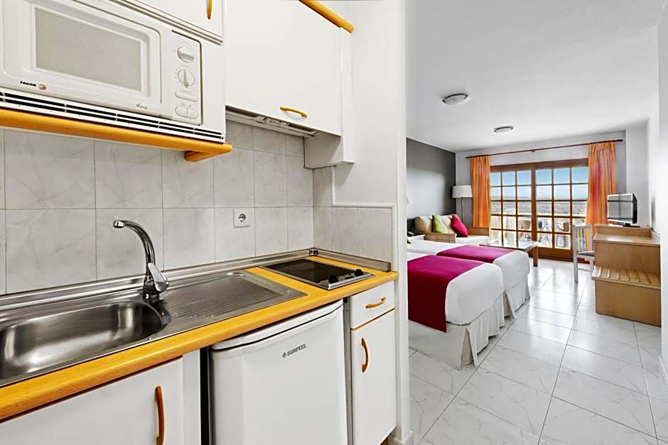 Elba Castillo San Jorge & Antigua Suite Hotel